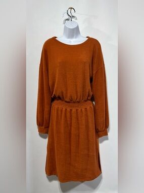 Spirit Of Grace Smocked Waist Midi Dress‎ in Rust Orange